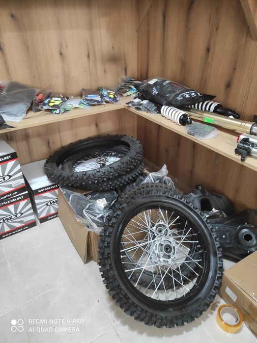 Нови Двигатели за кросов мотор 125 , 250 и 300 кубика