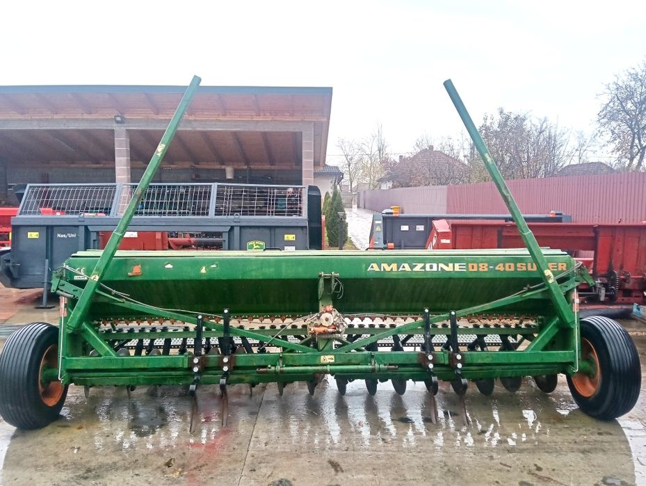 Semanatoare paioase pe discuri 4 metri Amazone D8-40