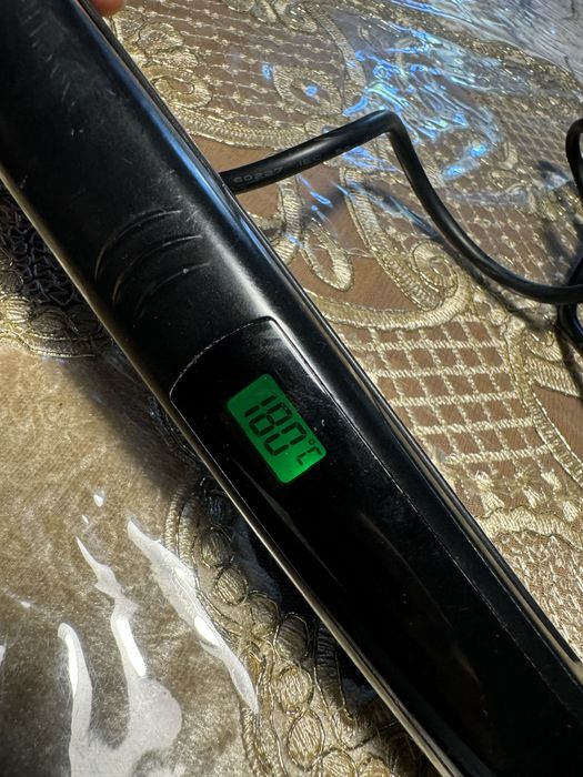 Утюжок для волос