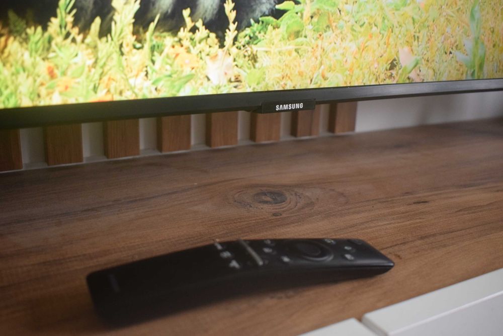 TV Smart QLED Samsung 55Q60RA, 138 cm, Ultra HD 4K