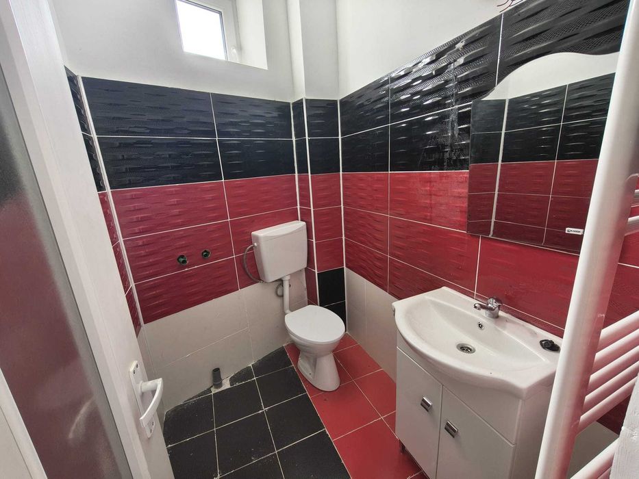 casa de vanzare /apartamente