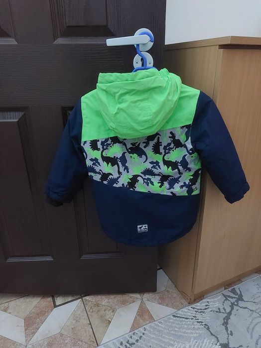 Geaca de iarna pentru baieti 3-4 ani