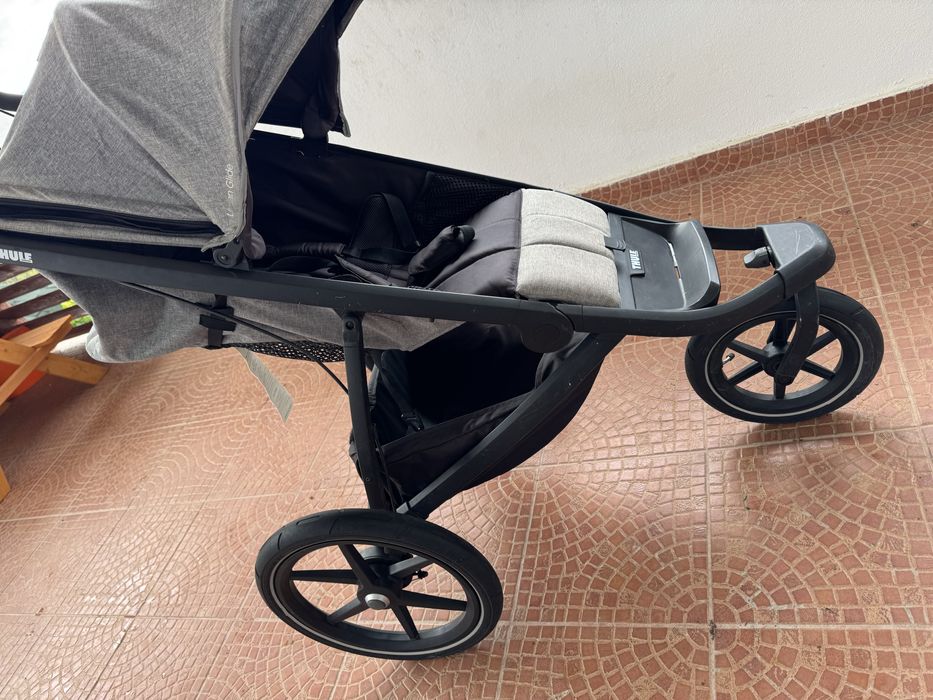 Carucior Thule Urban Glide 2 cu landou Thule Bassinet