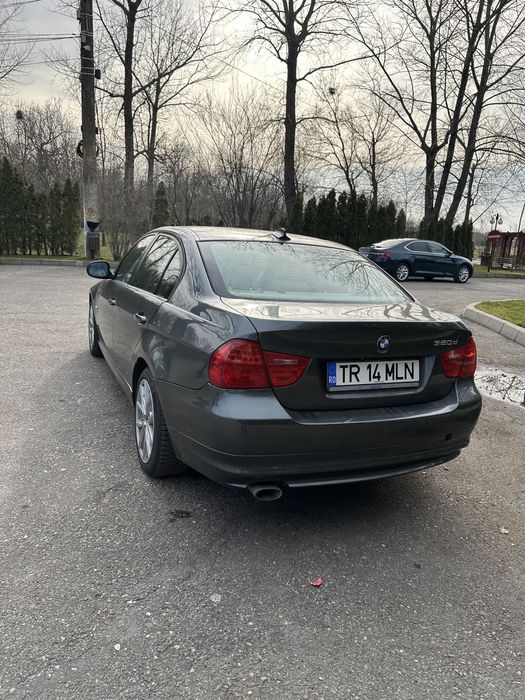 BMW seria 3 E90 LCi 2010 2.0d xdrive 177CP Automat Euro 5