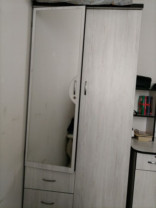 Mebel sotiladi arzonga