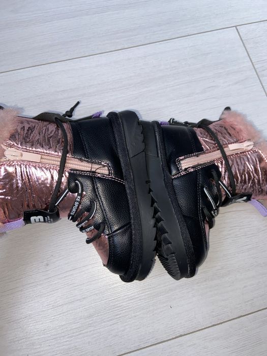 ugg marime 25 ca noi