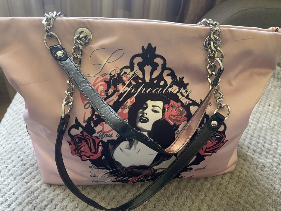 Musette incaltaminte  piele vitel/ guess geanta lac/saten roz medie