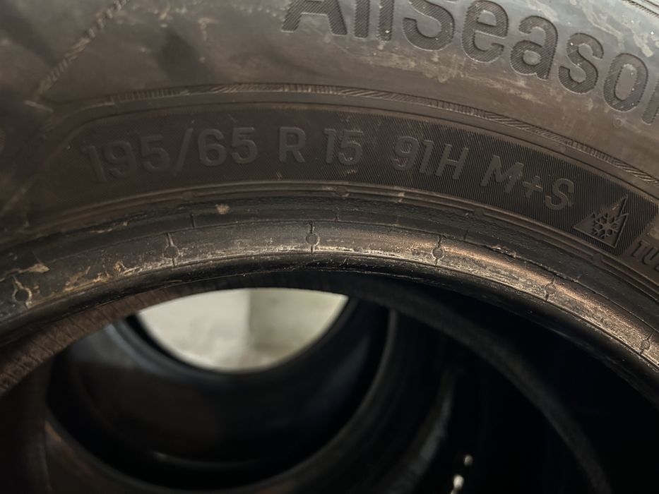 vand cauciucuri UNIROYAL 195/65 R15 pret in RON