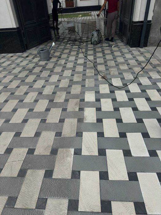 Чистка брусчатки. Мойка фасадов. Уборка. Химчистка мебели.