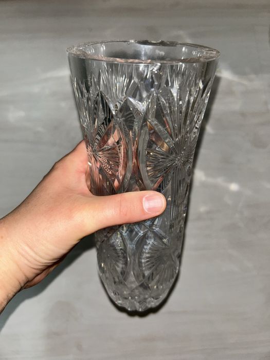 Хрустальная ваза