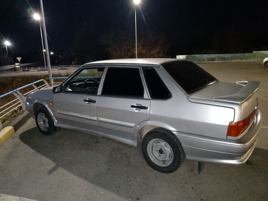 Автомобиль ваз 2115
