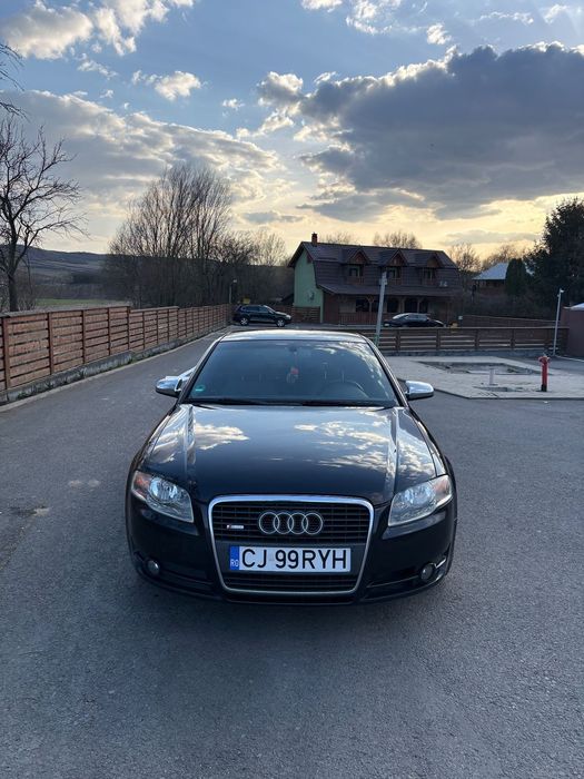 Audi A4 Vând Audi A4 B7 S-line int/ext foarte bine întreținută!