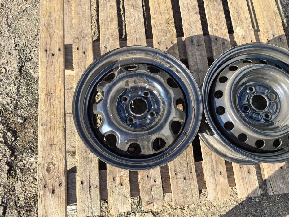 14 цола 4 х 100 мм Тойота / Сузуки / Кия / Хюндай - 5,5 Инча / ЕТ 45