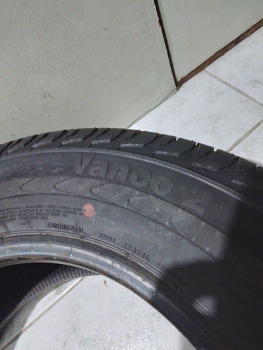 Гума 215/65/15 С чисто нова