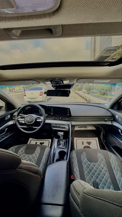 Hyundai Elantra 2022 1.6 L