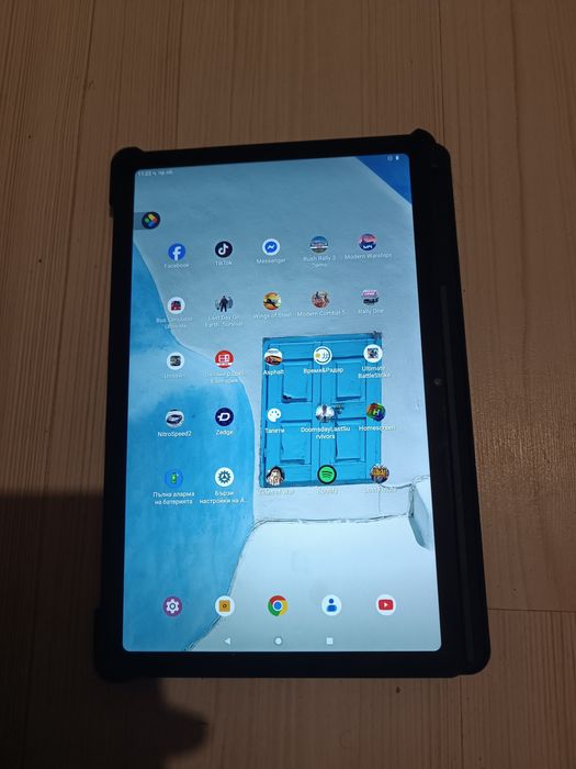 Таблет Acer Iconia Tab P10