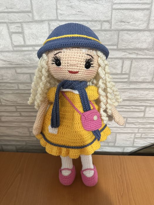 Плетени кукли от памучна прежда.