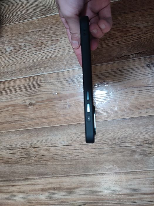 Чехлы на Айфон 15 про