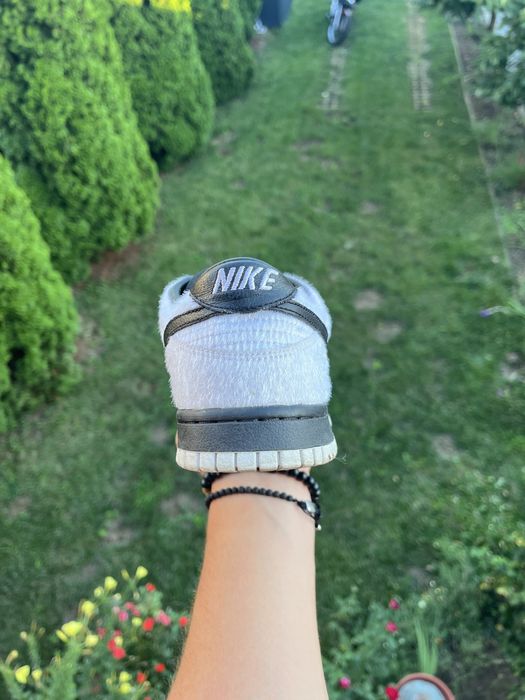 Nike Dunk Low Panda Veno