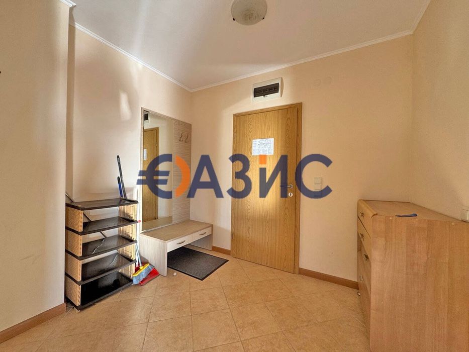 Апартамент с 2 спални в комплекс Роял Сан, Слънчев Бряг, 93 кв. м, 120