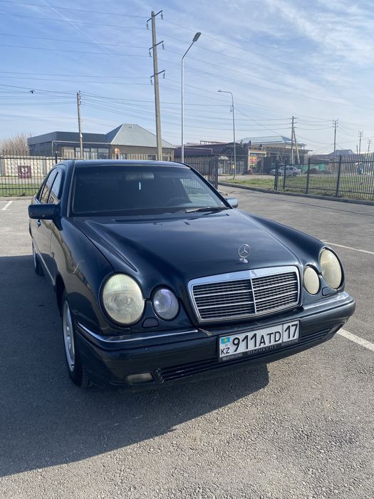 Мерседес 210 2,8 1997