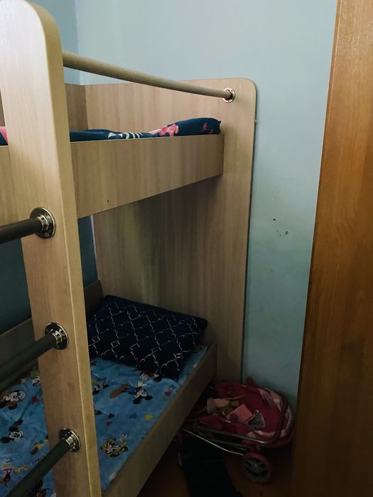 Двухярустная кровать