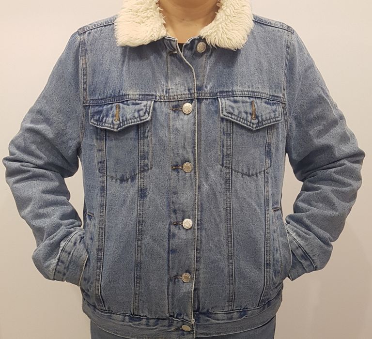 Geacă blugi Denim imblănită , măr M