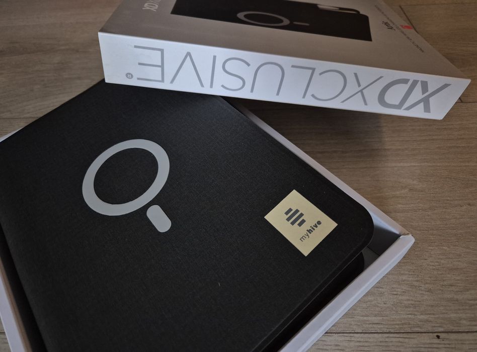 Agenda premium cu încărcător wireless/powerbank 8000 mah