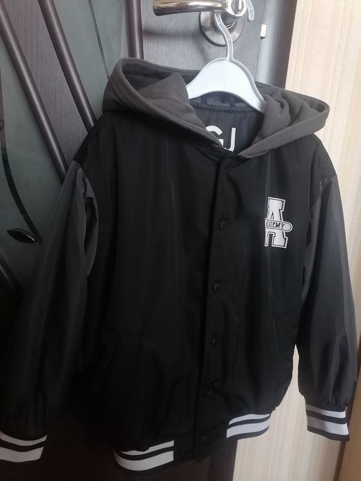 Куртка для мальчика на весну