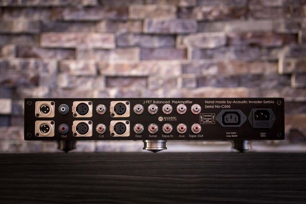 [VÂND] Acoustic Invader – Set High-End Line Preamp + Power Amp (10/10)