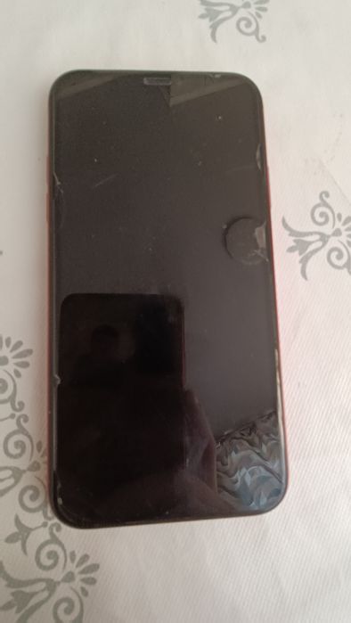 Apple xr в хорошем состояне