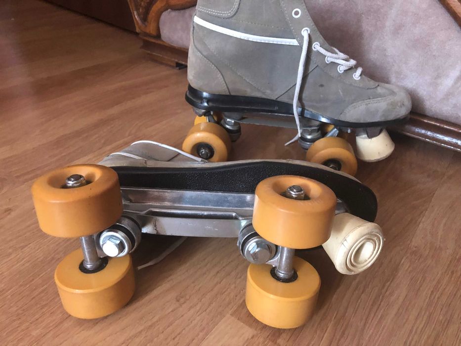 Role de Colectie Piele  (Roller Skates)   Anii 80