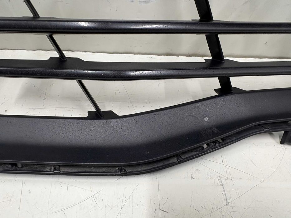 Дясна решетка предна броня БМВ Ф30 Ф31 Фейс BMW F30LCI F31LCI