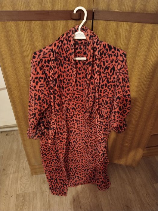 Продам женские вещи