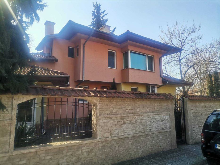 Продава се Къща в Пазарджик, Запад - 250 кв.м за 3400 €/кв.м - Снимка #8