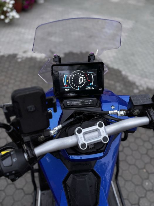 Макси скутер ADV 150 300км пробег