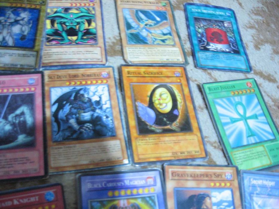 Колекция 74 редки yu-gi-oh карти за игра