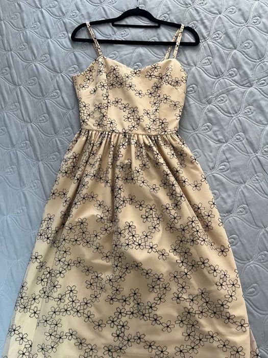 Продам платье Lichi