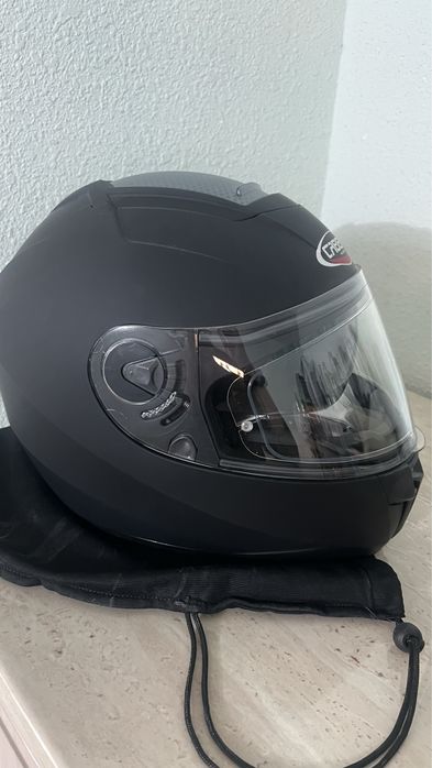 Продается шлем 2 шт