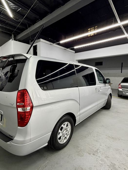 Hunday Grand Starex сотилади