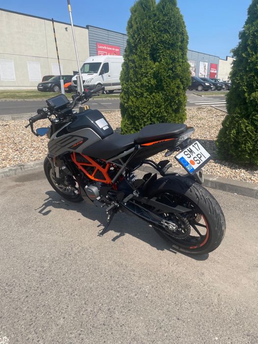 KTM DUKE 125 2021