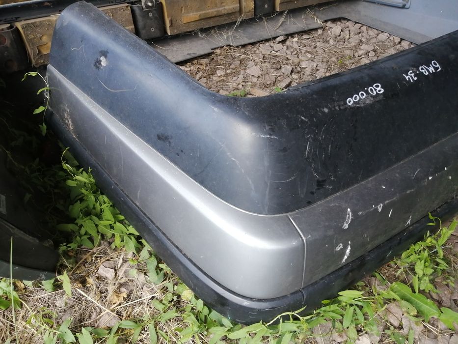 Продам передний и задний бампер на БМВ Е-34