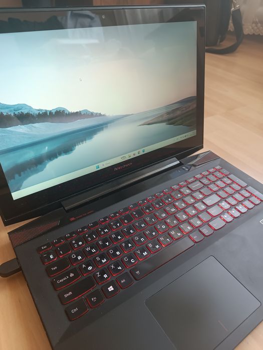 Продам ноутбук Lenovo Y50-70 touch