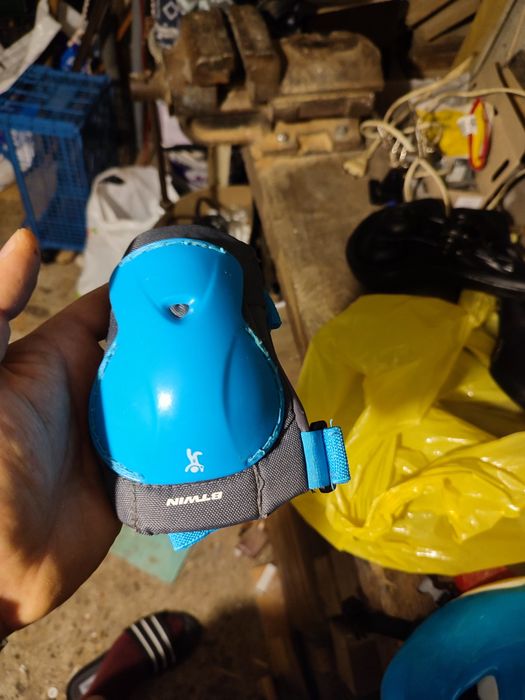 Casti si genunchiere protecție