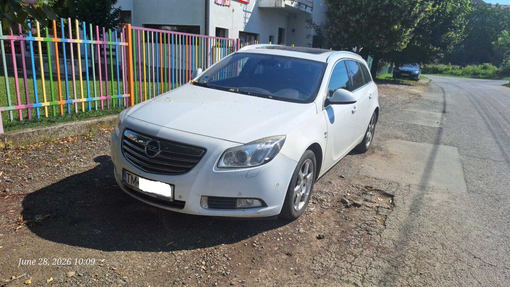 OPEL Insignia 2012