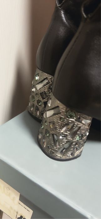 Продам кожанные ботильоны