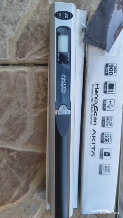 Scanner portabil Akita