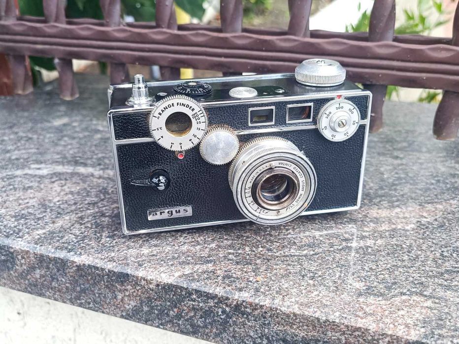 Aparat Foto de colectie ARGUS C3 -  Brick