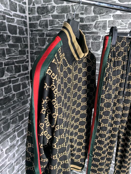 Мъжки екип високо качество