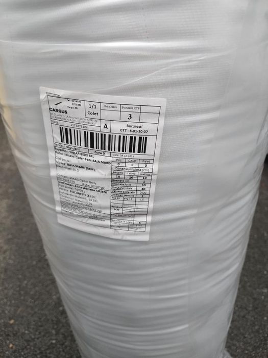 Vând saltea pe memorie noua